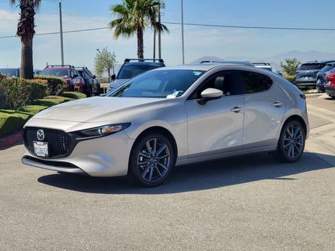 Used 2025 MAZDA MAZDA3 s FWD image 2
