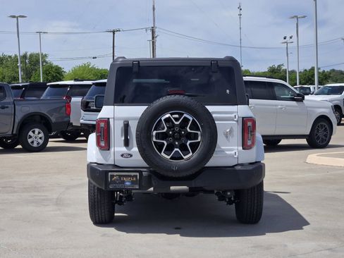 New 2026 Ford Bronco Outer Banks AWD/4WD image 8