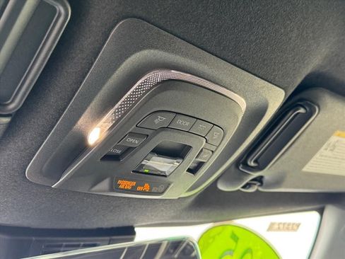 Certified 2025 Toyota Corolla SE w/ SE Premium Package image 27