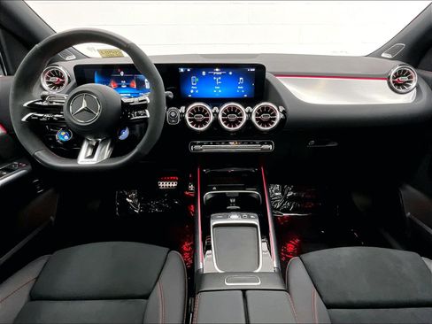 Used 2026 Mercedes-Benz GLA 35 AMG 4MATIC image 13