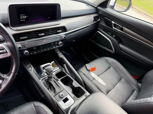 Used 2022 Kia Telluride EX w/ EX Premium Package image 37