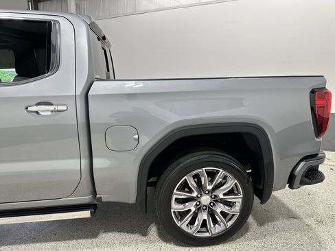 Used 2024 GMC Sierra 1500 Denali w/ Denali Reserve Package AWD/4WD image 8