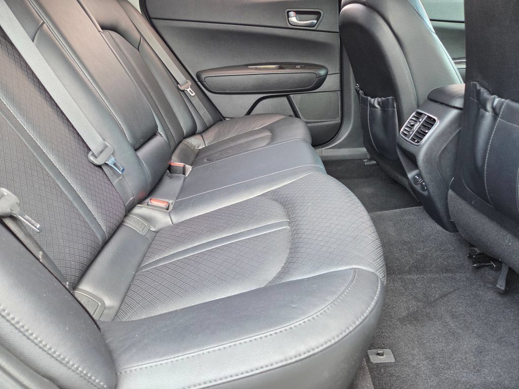 Used 2017 Kia Optima EX FWD image 29