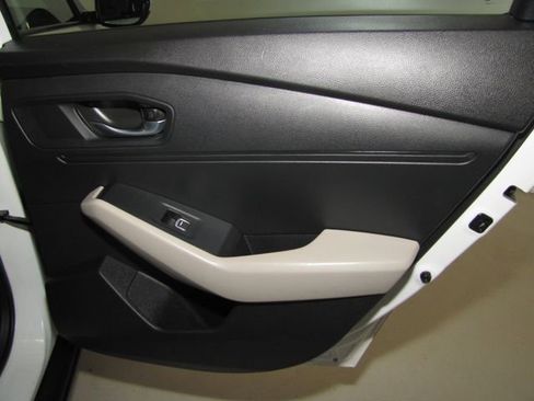 Certified 2023 Honda Accord EX image 19
