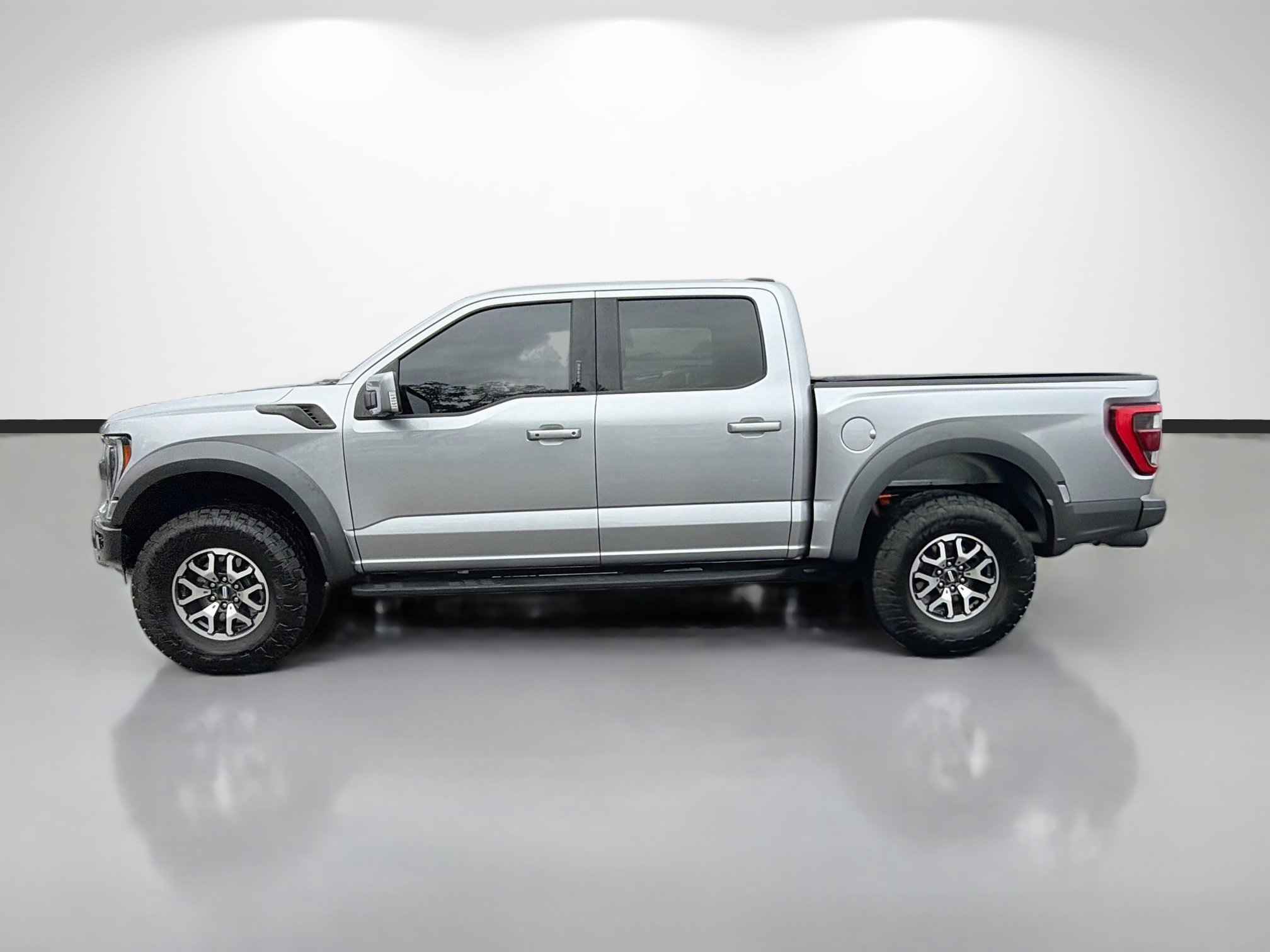 Used 2022 Ford F150 Raptor w/ Equipment Group 801A High AWD/4WD image 6