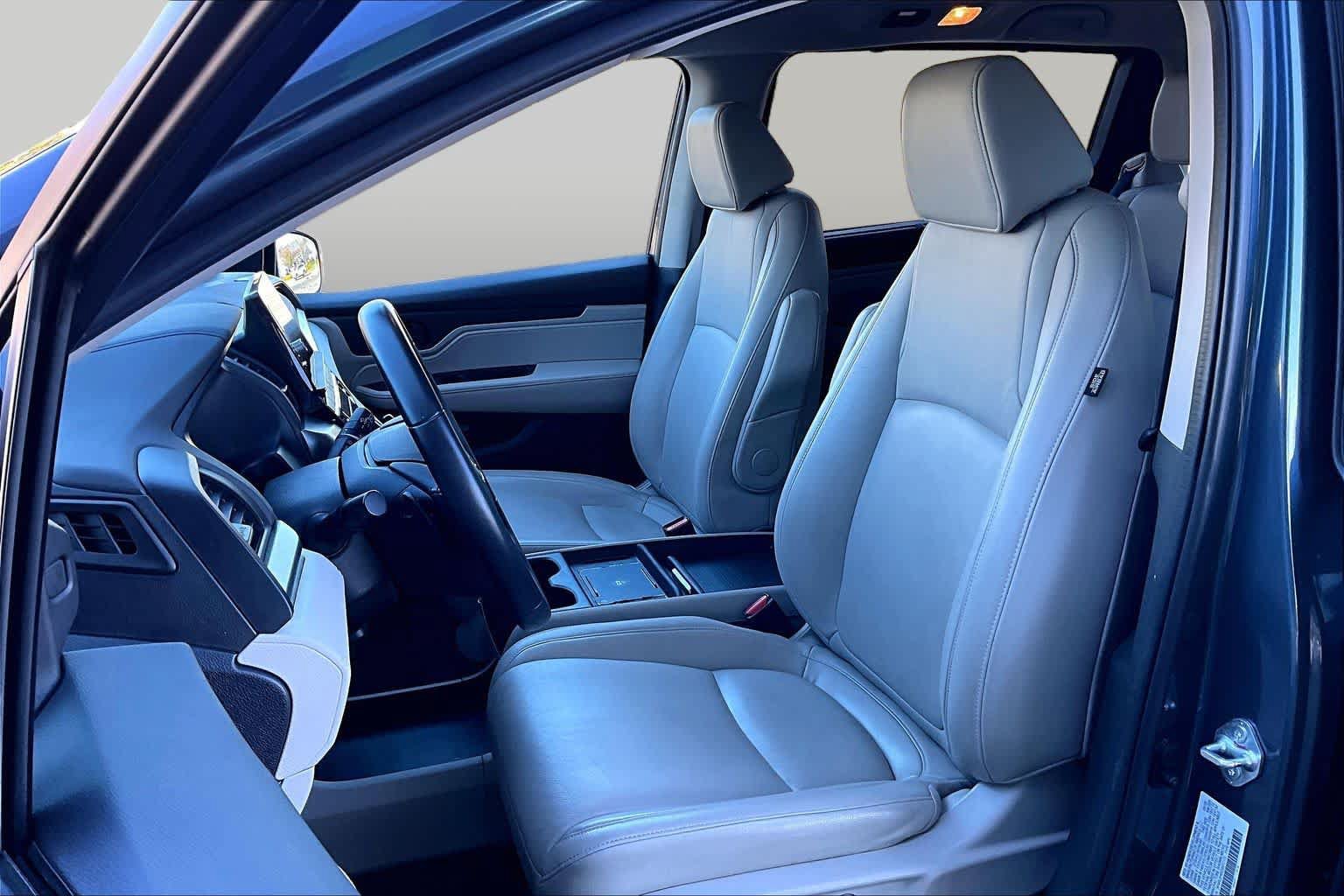 Used 2025 Honda Odyssey EX-L image 9