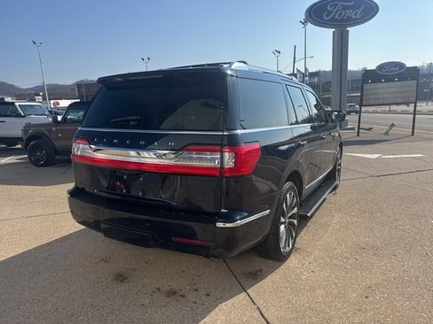 Used 2021 Lincoln Navigator Reserve w/ Luxury Package image 7