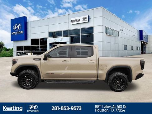 Used 2022 GMC Sierra 1500 AT4X image 8