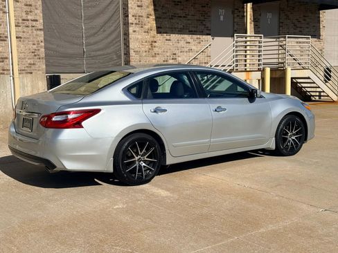 Used 2016 Nissan Altima 2.5 S w/ Power Driver Seat Package FWD image 27