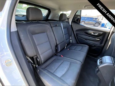 Used 2022 GMC Terrain SLE w/ Driver Convenience Package AWD/4WD image 24