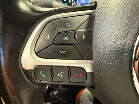 Used 2020 Jeep Compass Trailhawk image 13