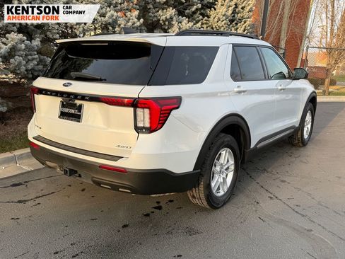 Used 2025 Ford Explorer Active image 8