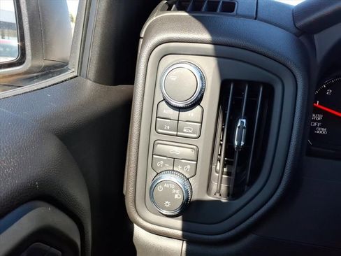 New 2026 GMC Sierra 1500 Pro w/ Graphite Edition image 18