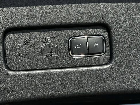 Used 2021 Lincoln Aviator Grand Touring w/ Elements Package Plus image 34