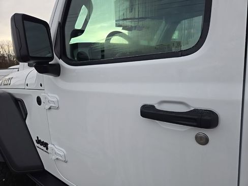 New 2026 Jeep Wrangler Unlimited Sport AWD/4WD image 28