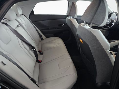 New 2026 Hyundai Elantra Limited FWD image 40