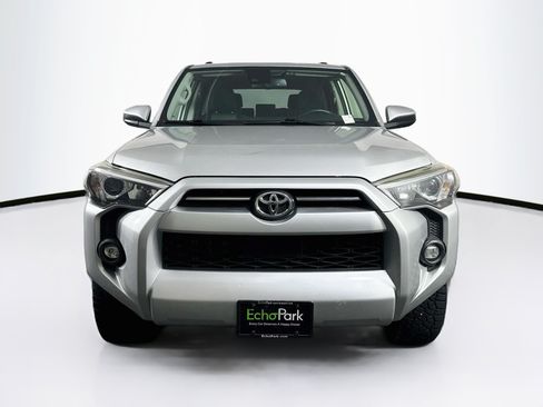 Used 2021 Toyota 4Runner SR5 AWD/4WD image 2