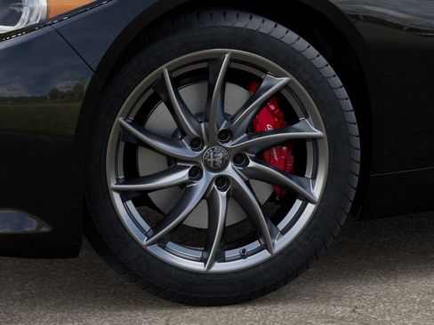 New 2025 Alfa Romeo Giulia AWD w/ Driving Assist Package image 4