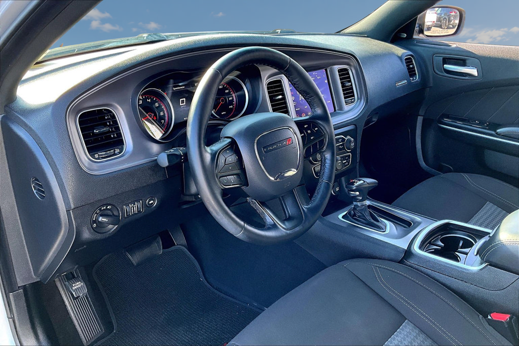 Used 2023 Dodge Charger SXT w/ Cold Weather Package RWD image 17