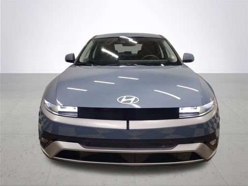 New 2026 Hyundai Ioniq 5 SE image 3