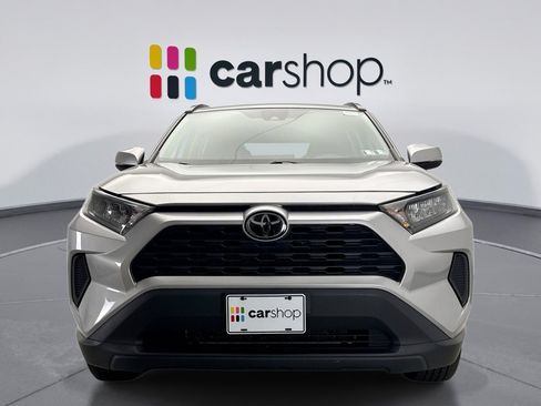 Used 2021 Toyota RAV4 LE AWD/4WD image 8