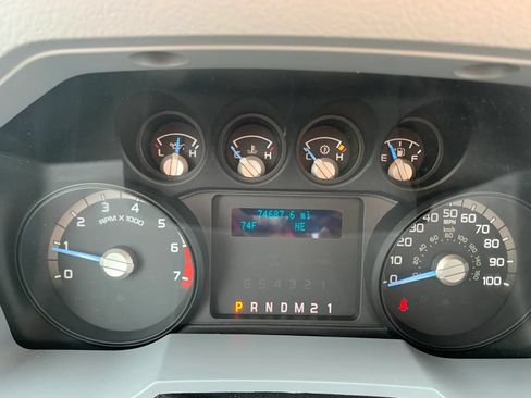 Used 2016 Ford F350 XL AWD/4WD image 11