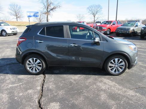 Certified 2018 Buick Encore Preferred image 6