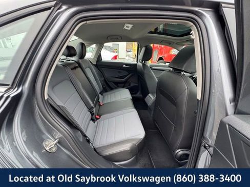 Certified 2025 Volkswagen Jetta SE image 20
