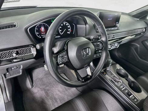 Used 2025 Honda Civic Sport image 8