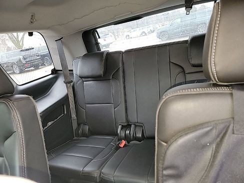 Used 2019 GMC Yukon Denali image 25
