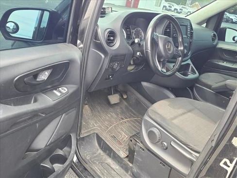 Used 2016 Mercedes-Benz Metris image 22