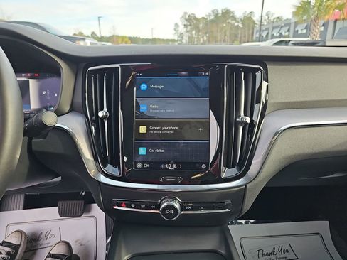 Used 2024 Volvo S60 B5 Core image 25