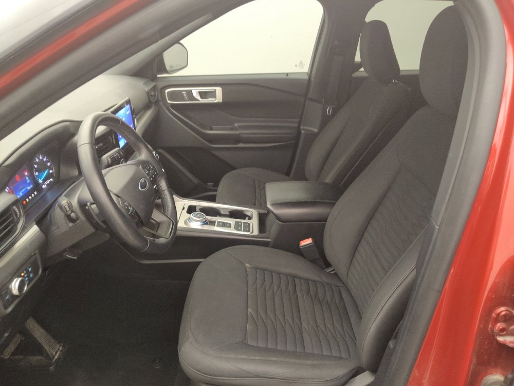 Used 2020 Ford Explorer XLT RWD image 17