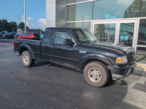 Used 2011 Ford Ranger Sport RWD image 2