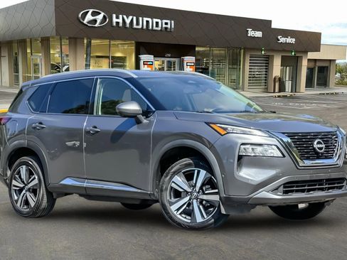 Used 2023 Nissan Rogue SL w/ SL Premium Package AWD/4WD image 2