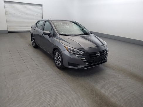 Used 2025 Nissan Versa SV w/ Trunk Package FWD image 13