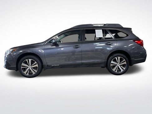 Used 2019 Subaru Outback 2.5i Limited AWD/4WD image 2