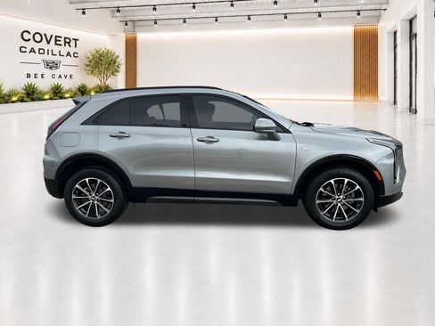 Certified 2025 Cadillac XT4 Sport FWD image 16