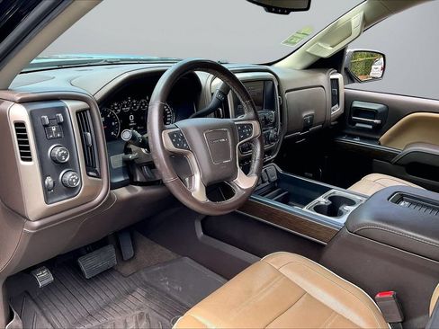 Used 2018 GMC Sierra 1500 Denali w/ Denali Ultimate Package AWD/4WD image 19