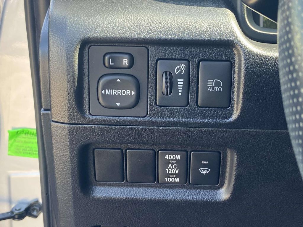 Used 2023 Toyota 4Runner SR5 Premium w/ Moonroof Package RWD image 30