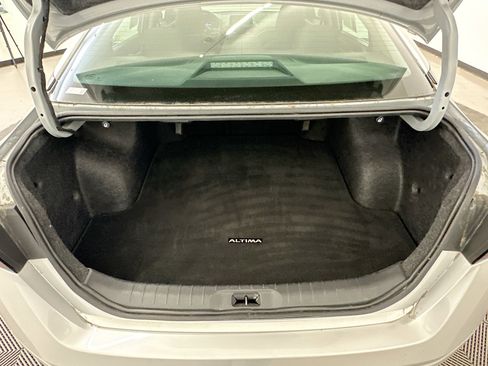 Used 2024 Nissan Altima 2.5 SV image 29