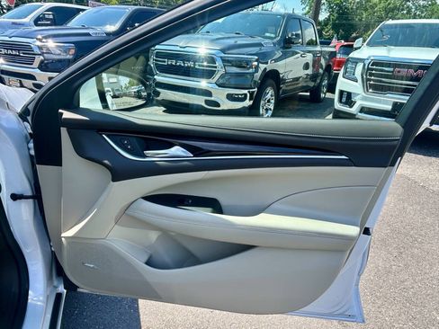 Used 2017 Buick LaCrosse Essence w/ Sun and Shade Package FWD image 16