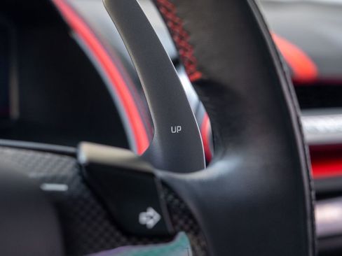 Used 2018 Ferrari 812 Superfast RWD image 45