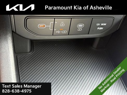 New 2026 Kia K4 FWD image 24