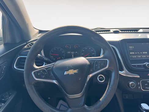Used 2018 Chevrolet Equinox LT AWD/4WD image 12