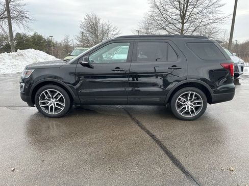 Used 2016 Ford Explorer Sport w/ Equipment Group 401A image 6