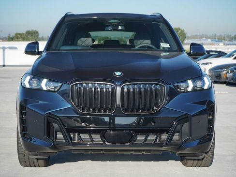 New 2026 BMW X5 xDrive40i w/ M Sport Package image 2