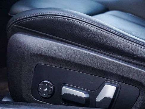 Used 2023 BMW 330e 330e w/ Driving Assistance Package image 24