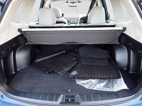 Used 2024 Subaru Forester Premium image 8