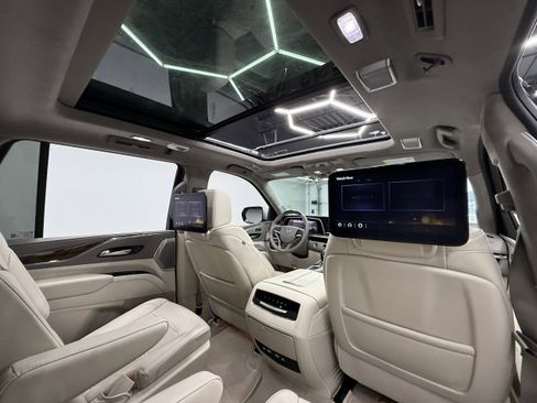 Used 2024 Cadillac Escalade Sport Platinum image 27